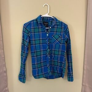 American Eagle Outfitters Blue and Green Plaid Shirt